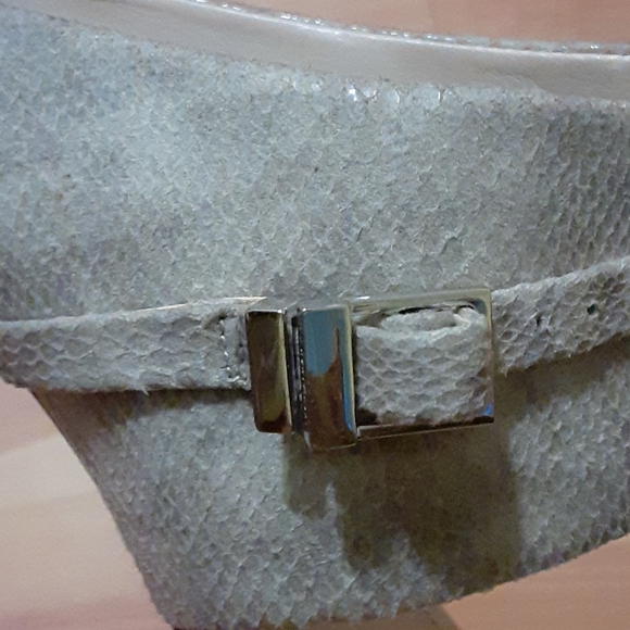 Calvin klein size 11 heels - Picture 4 of 5